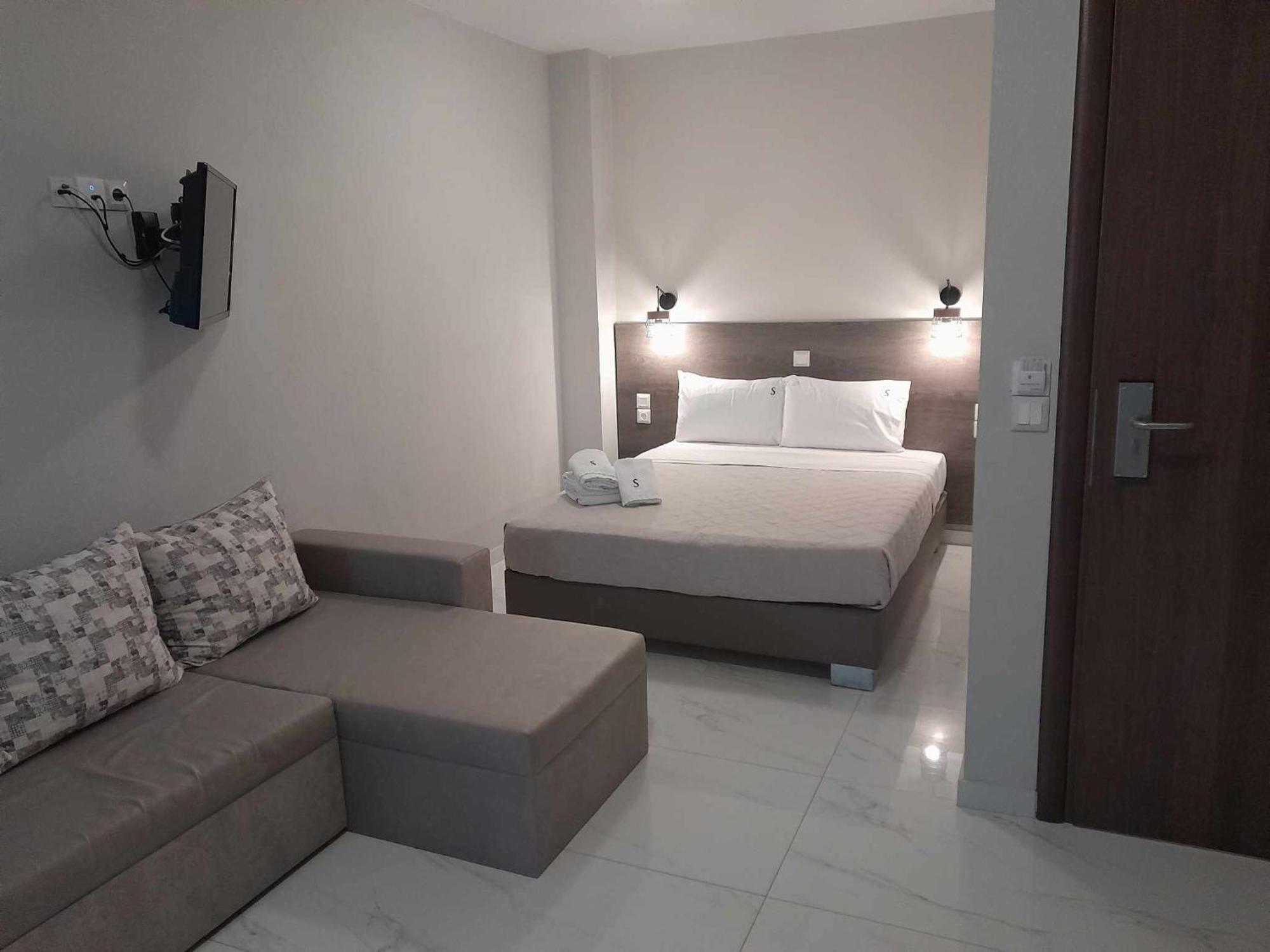Sinodinos Deluxe Apartments Afytos Buitenkant foto